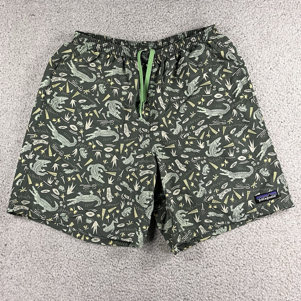 Patagonia Baggies Shorts Mens S Green Frog Alligator Print 6" Swim Trunks *Read